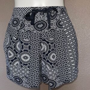 Zara Trafaluc multi print pleated shorts M